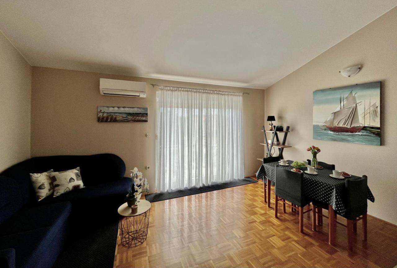 Apartments Tino & Leon Sukošan 외부 사진