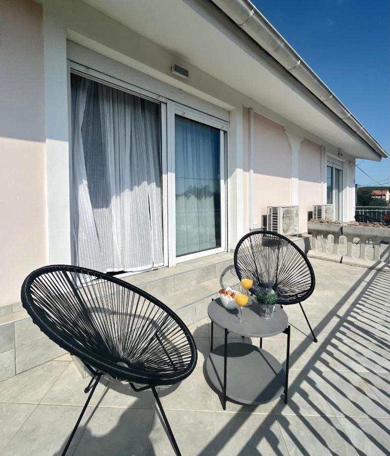 Apartments Tino & Leon Sukošan 외부 사진